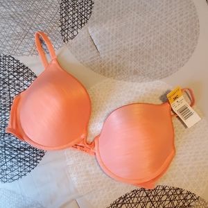NWT Vassarette Bra 38C